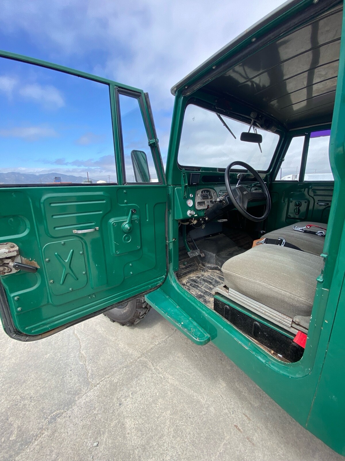 Toyota-FJ-Cruiser-1964-11