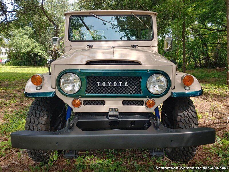 Toyota-FJ-Cruiser-1967-1