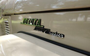 Toyota-FJ-Cruiser-1967-9