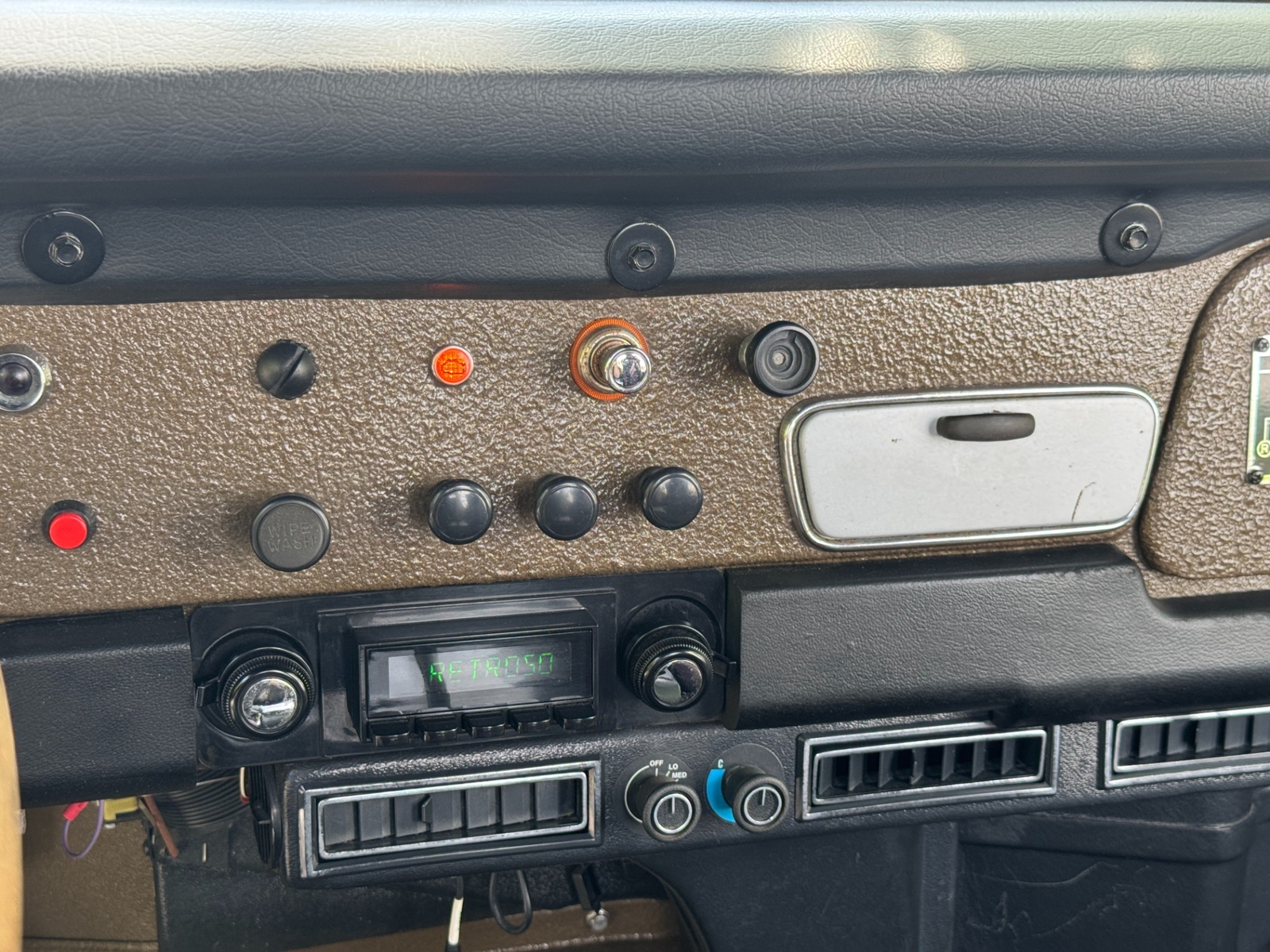 Toyota-FJ-Cruiser-1974-Convertible-37