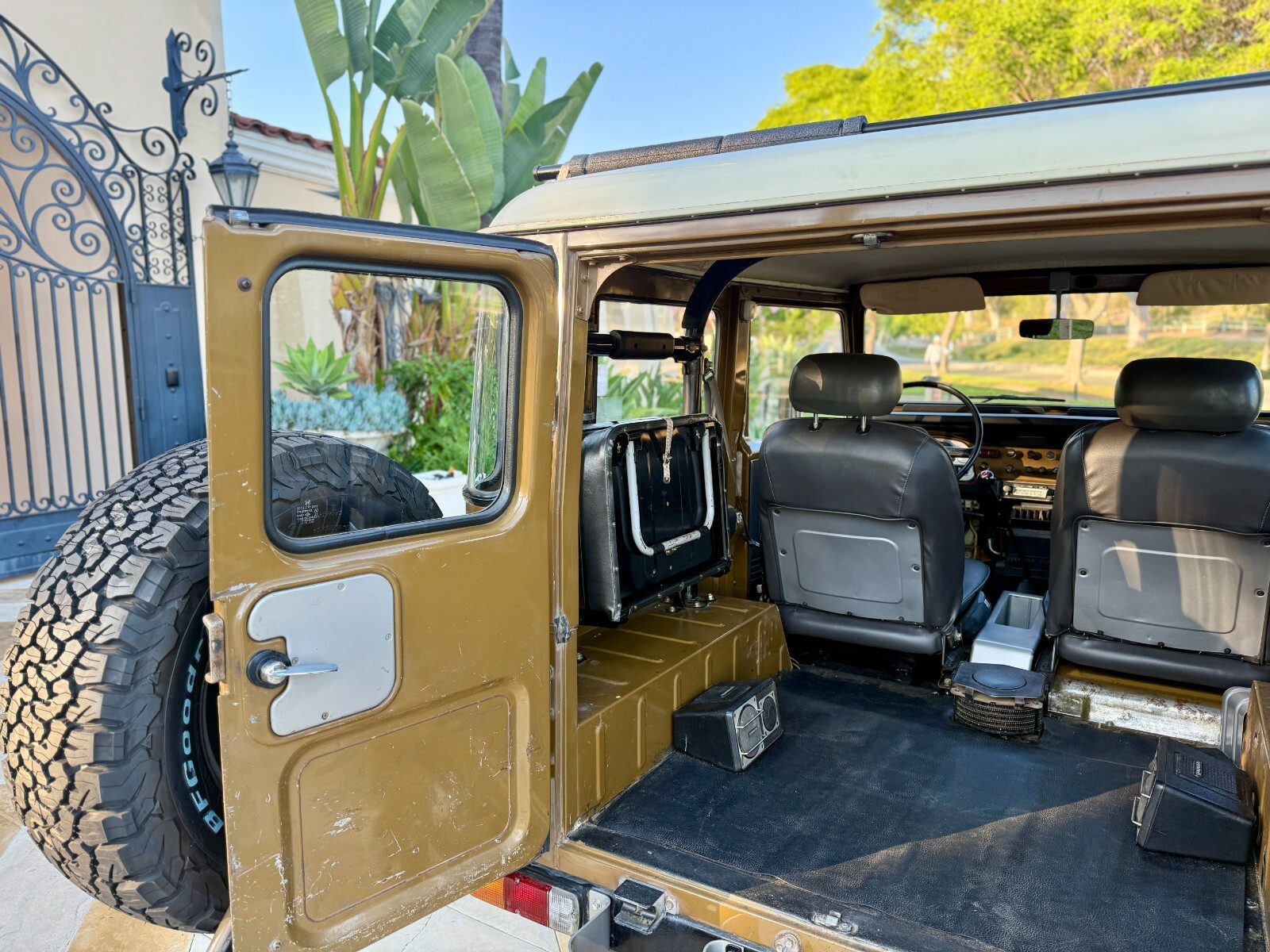Toyota-FJ-Cruiser-1978-17