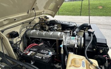 Toyota-FJ43-1983-8