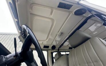 Toyota-FJ43-1983-9