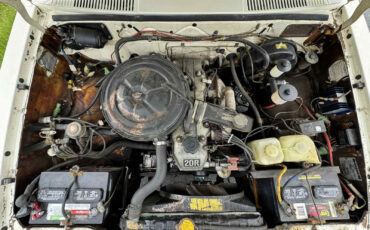 Toyota-Hilux-1979-8