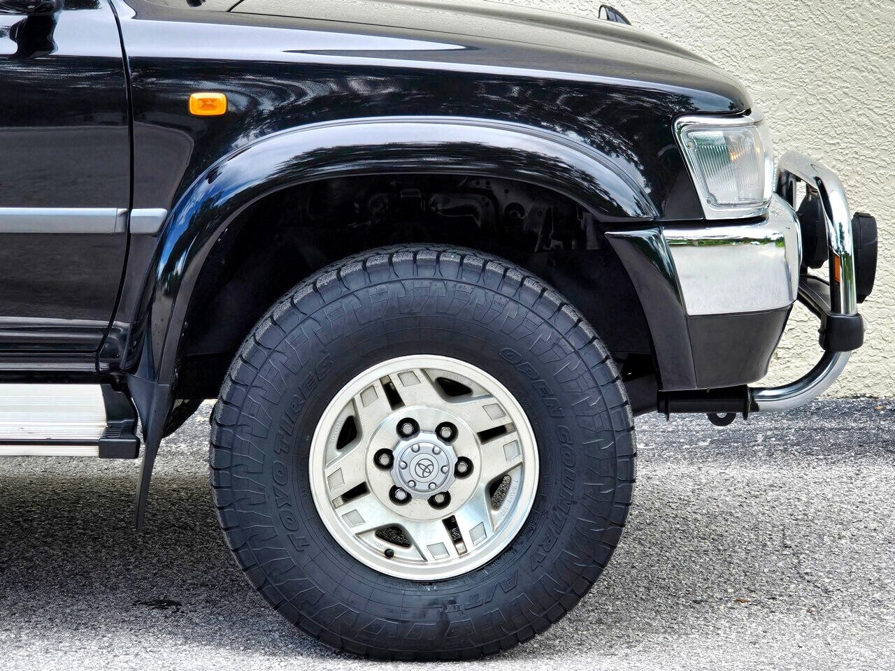 Toyota-Hilux-Surf-1995-SUV-17