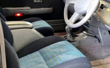 Toyota-Hilux-Surf-1995-SUV-37