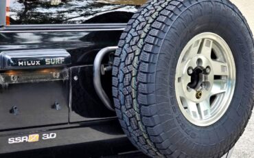 Toyota-Hilux-Surf-1995-SUV-5