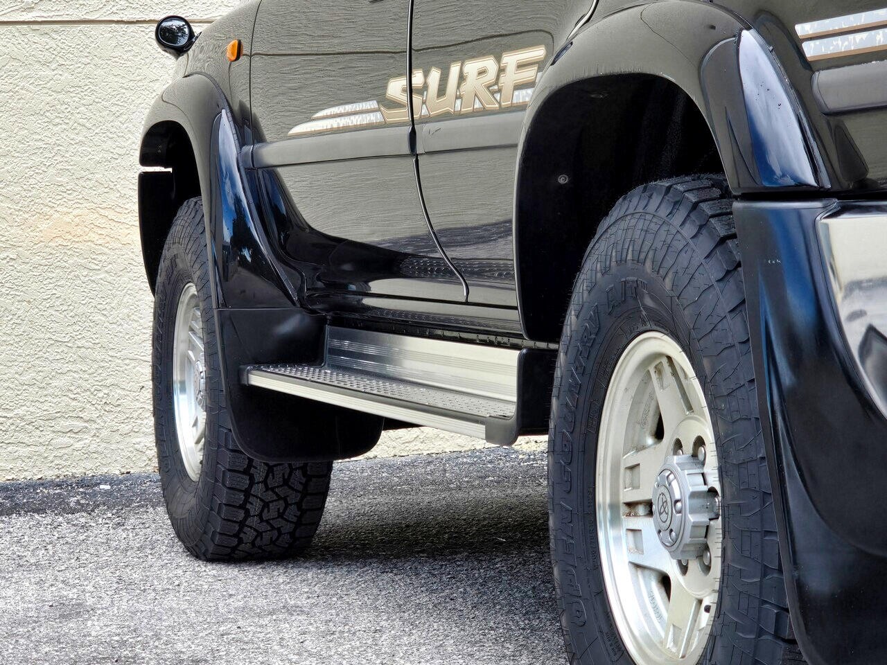 Toyota-Hilux-Surf-1995-SUV-6