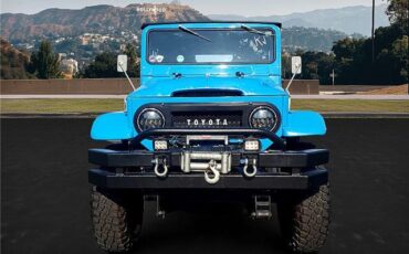Toyota-Land-Cruiser-1965-SUV-4