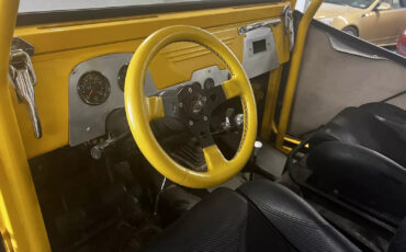 Toyota-Land-Cruiser-1967-12