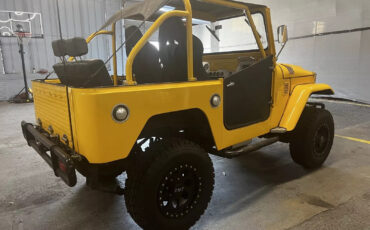 Toyota-Land-Cruiser-1967-8