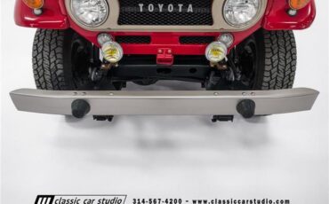 Toyota-Land-Cruiser-1968-SUV-19