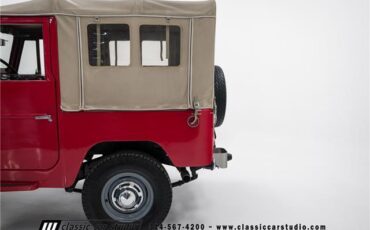 Toyota-Land-Cruiser-1968-SUV-26