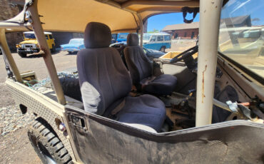 Toyota-Land-Cruiser-1969-13