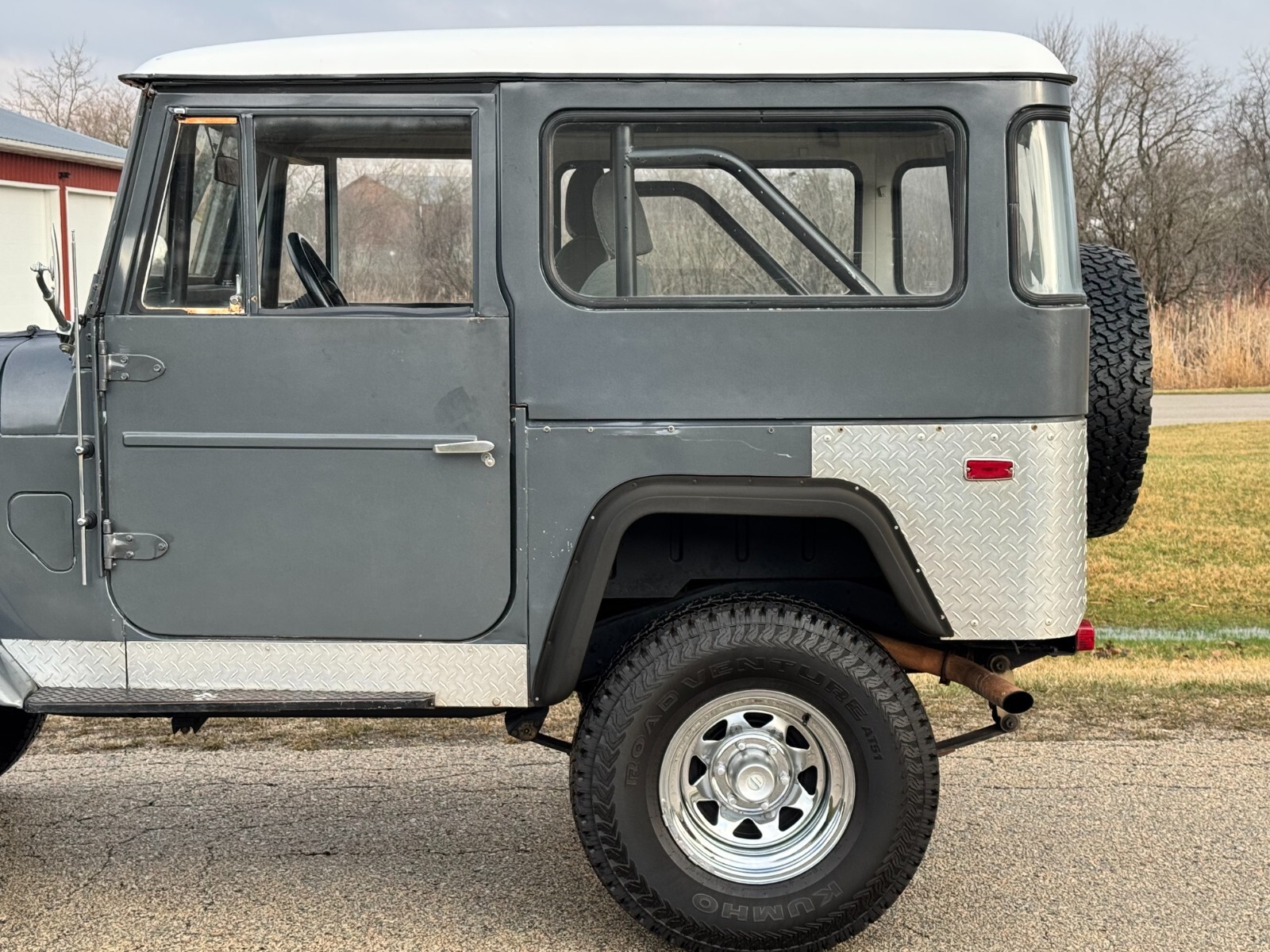 Toyota-Land-Cruiser-1970-SUV-12