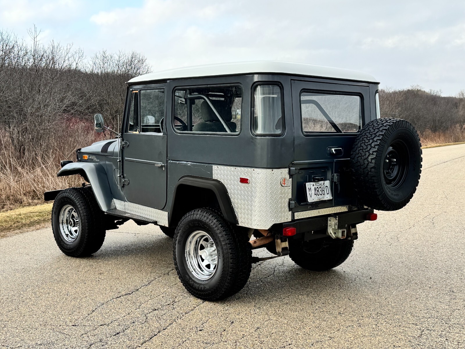Toyota-Land-Cruiser-1970-SUV-5