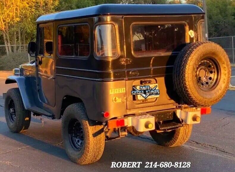 Toyota-Land-Cruiser-1970-SUV-7