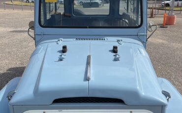 Toyota-Land-Cruiser-1971-SUV-11
