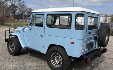 Toyota-Land-Cruiser-1971-SUV-3