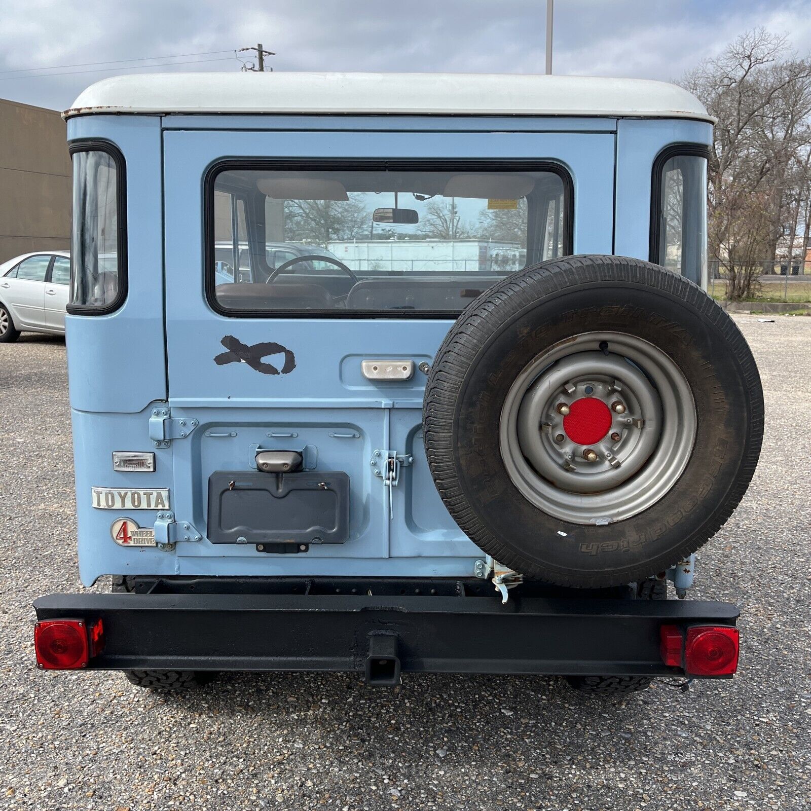 Toyota-Land-Cruiser-1971-SUV-4