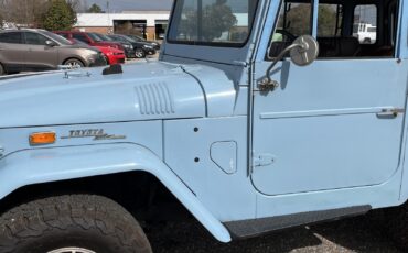 Toyota-Land-Cruiser-1971-SUV-6