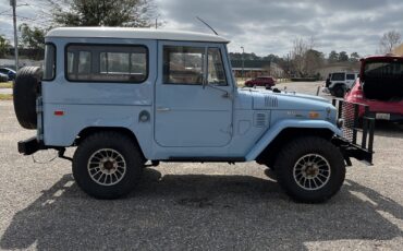 Toyota-Land-Cruiser-1971-SUV-7