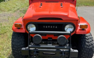 Toyota-Land-Cruiser-1973-SUV-10