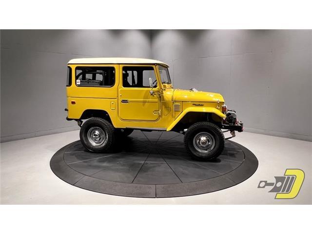 Toyota-Land-Cruiser-1976-SUV-10