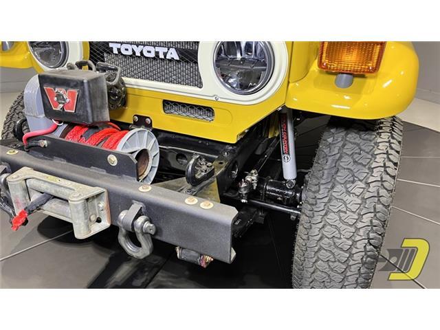 Toyota-Land-Cruiser-1976-SUV-17