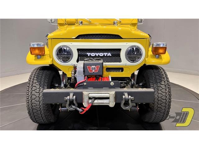 Toyota-Land-Cruiser-1976-SUV-18