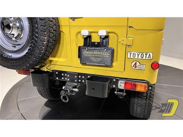 Toyota-Land-Cruiser-1976-SUV-28
