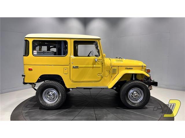 Toyota-Land-Cruiser-1976-SUV-37