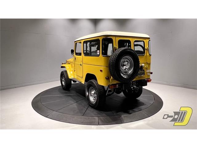Toyota-Land-Cruiser-1976-SUV-4
