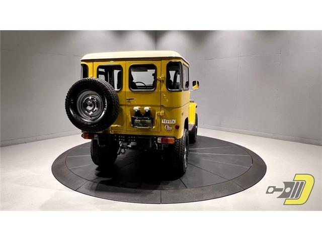 Toyota-Land-Cruiser-1976-SUV-6