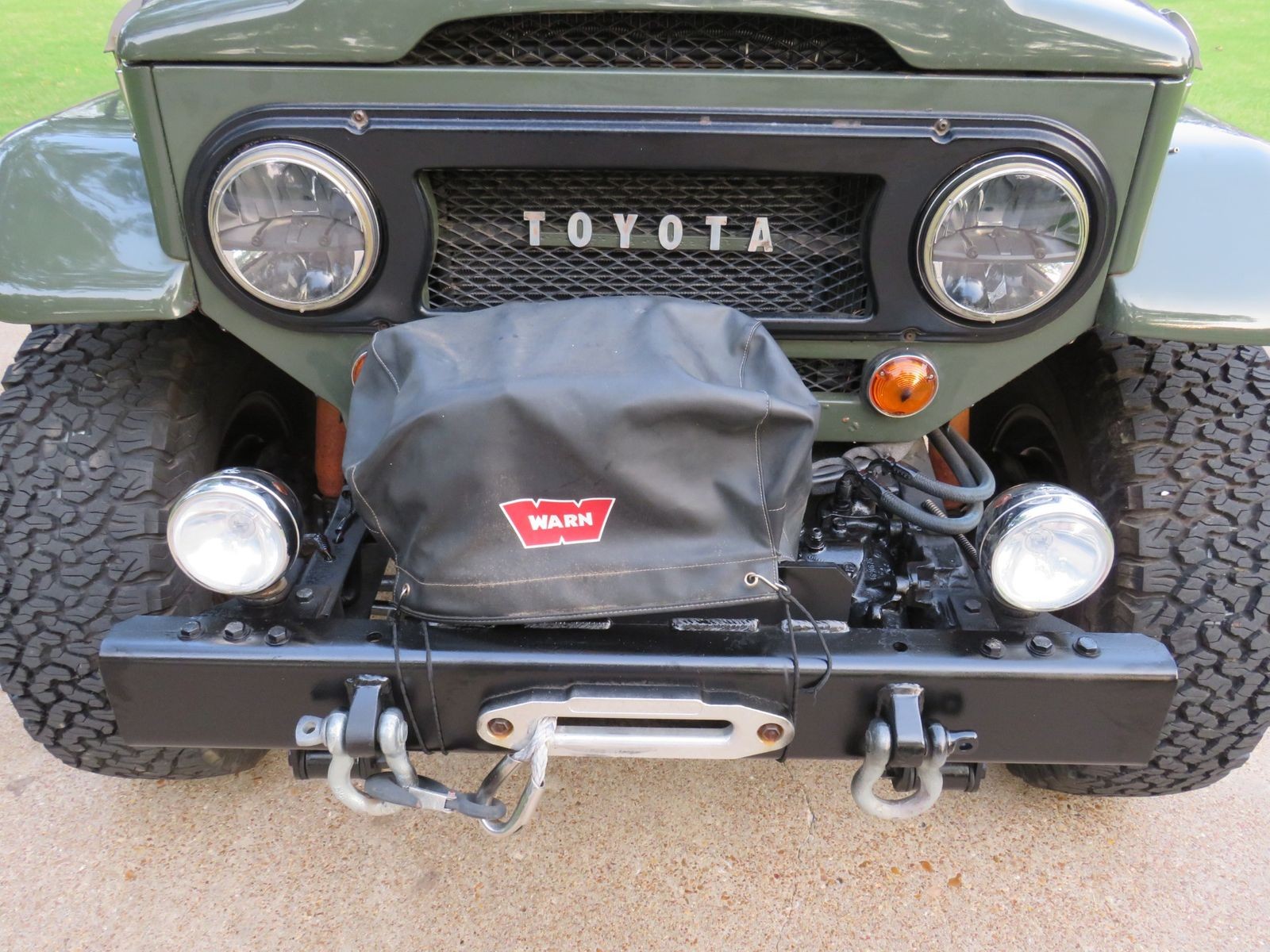 Toyota-Land-Cruiser-1977-SUV-6