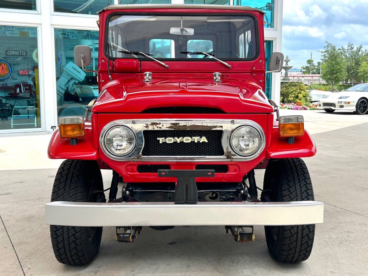 Toyota-Land-Cruiser-1978-SUV-1