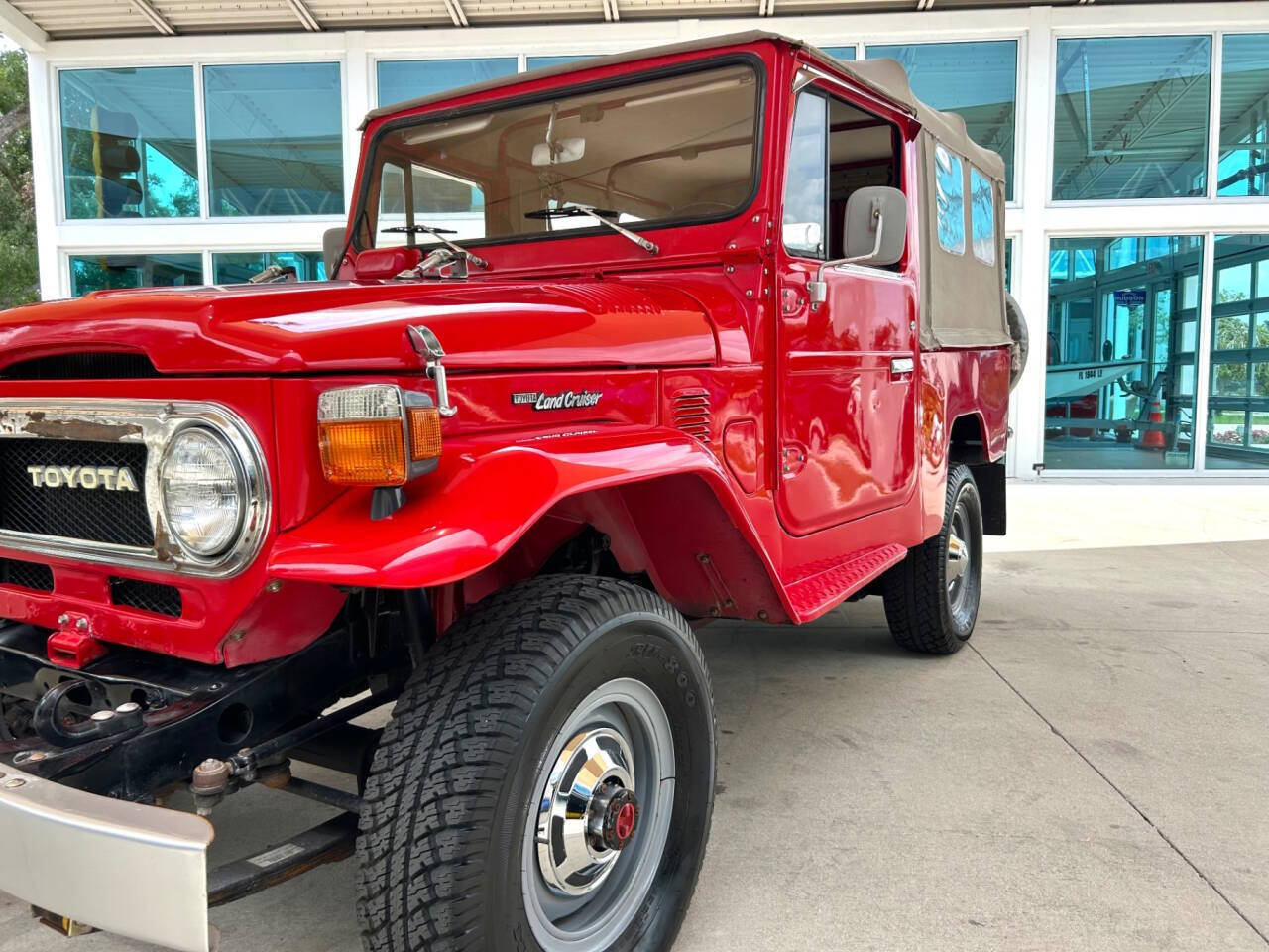 Toyota-Land-Cruiser-1978-SUV-10