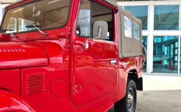 Toyota-Land-Cruiser-1978-SUV-11