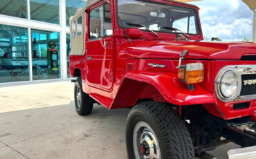 Toyota-Land-Cruiser-1978-SUV-17