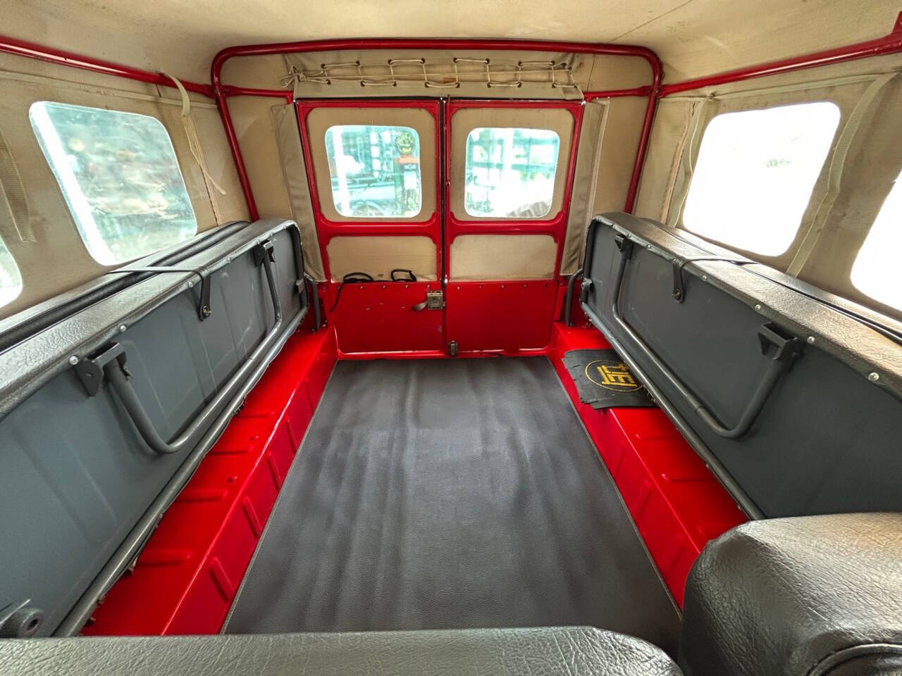 Toyota-Land-Cruiser-1978-SUV-22