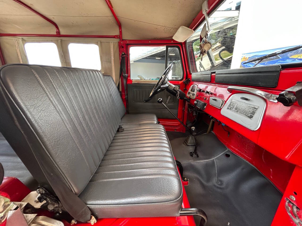 Toyota-Land-Cruiser-1978-SUV-26