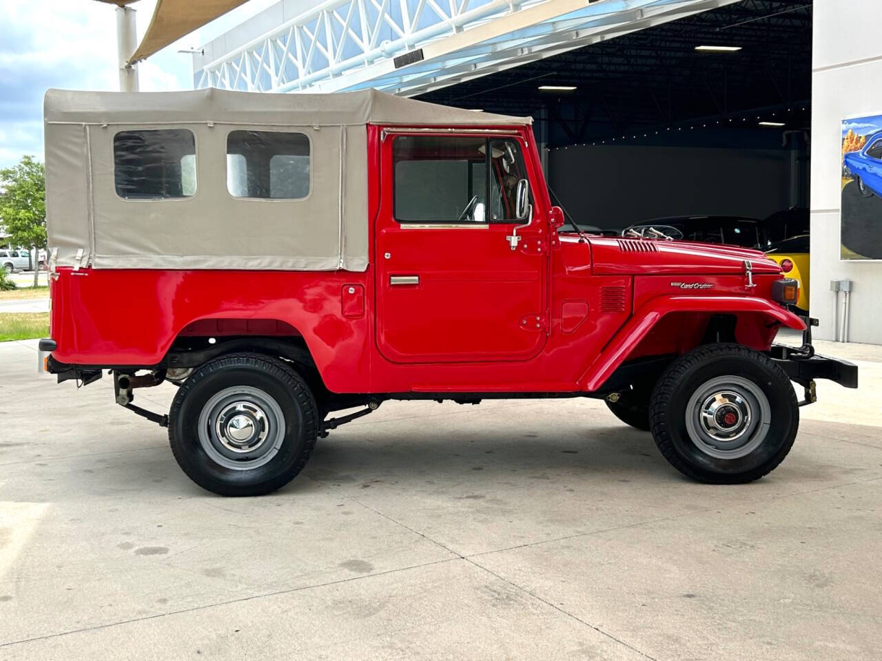 Toyota-Land-Cruiser-1978-SUV-3