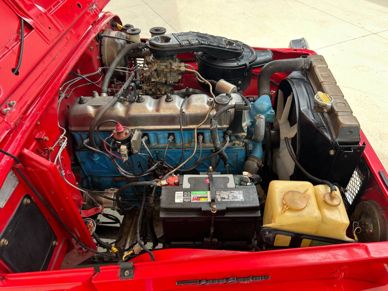 Toyota-Land-Cruiser-1978-SUV-34