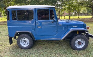 Toyota-Land-Cruiser-1979-15