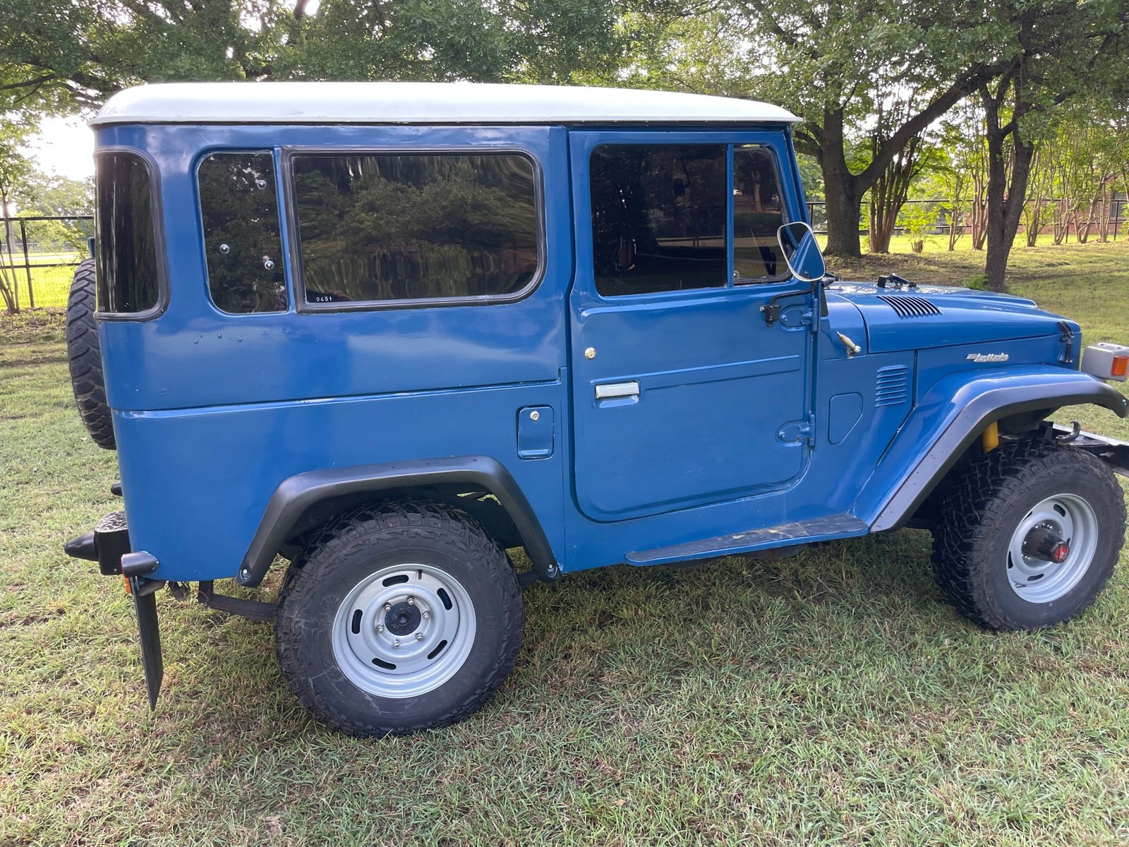 Toyota-Land-Cruiser-1979-8