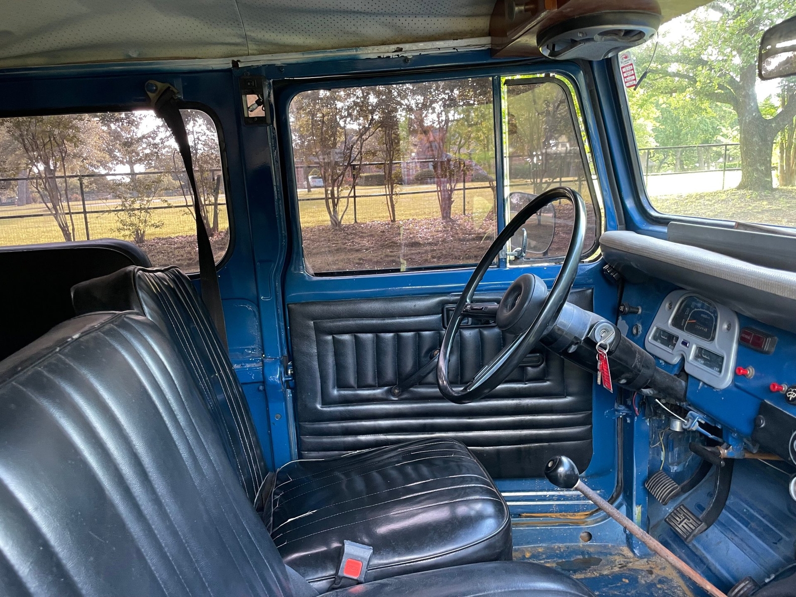 Toyota-Land-Cruiser-1979-9