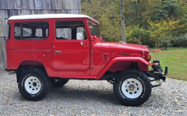 Toyota-Land-Cruiser-1982-1
