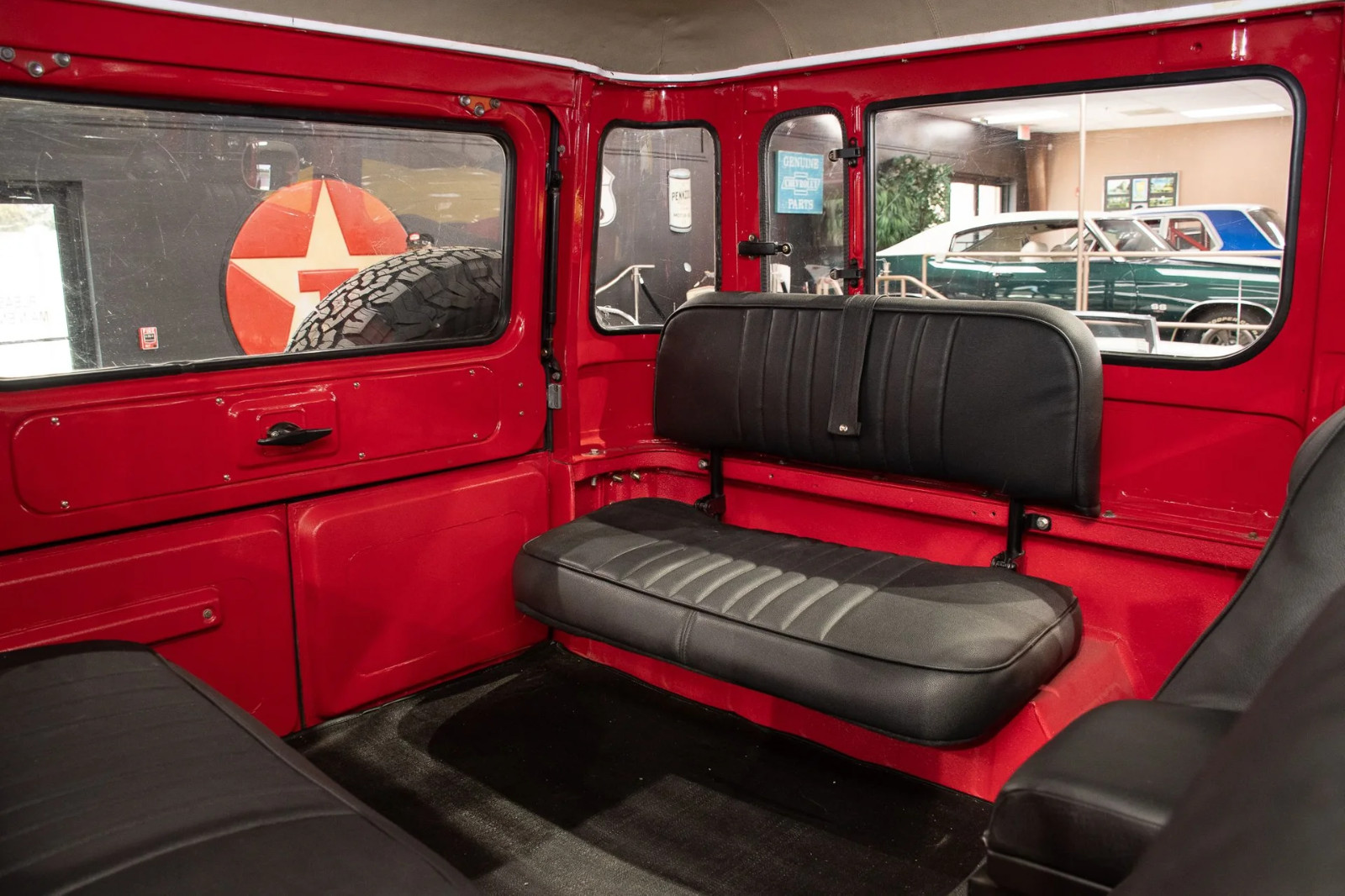 Toyota-Land-Cruiser-1982-5