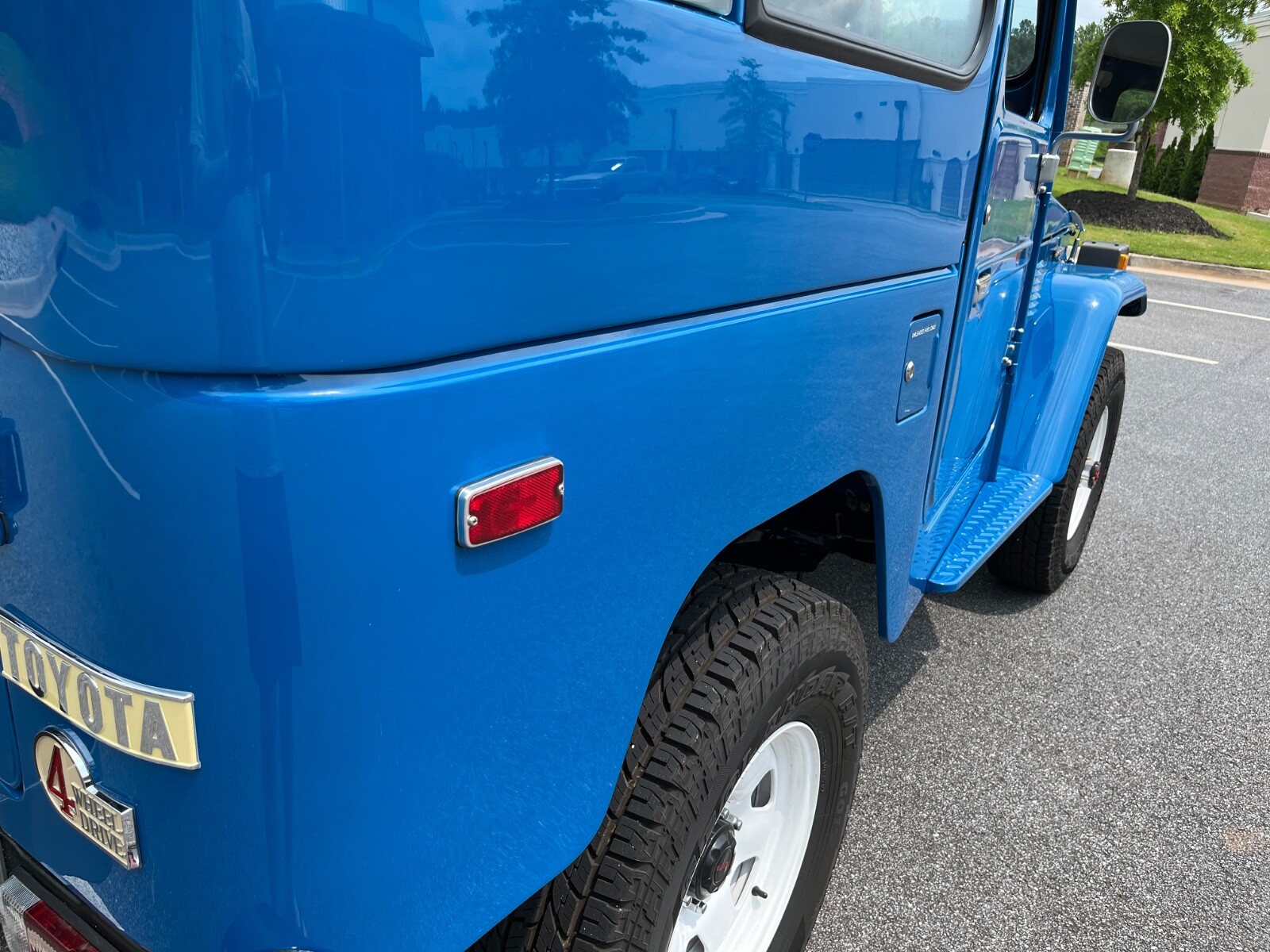 Toyota-Land-Cruiser-1982-SUV-21