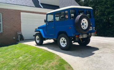 Toyota-Land-Cruiser-1982-SUV-6